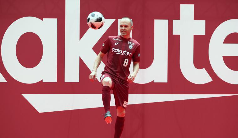 Iniesta acaba de firmar por tres temporadas con el Vissel Kobe, de Japón. Iniesta acaba de firmar por tres temporadas con el Vissel Kobe, de Japón. /Foto EFE
