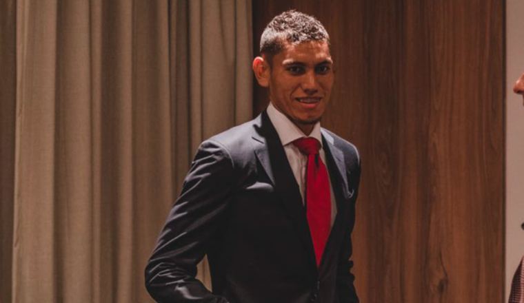 3. Jugador Valentín Pimentel. 3. Jugador Valentín Pimentel.