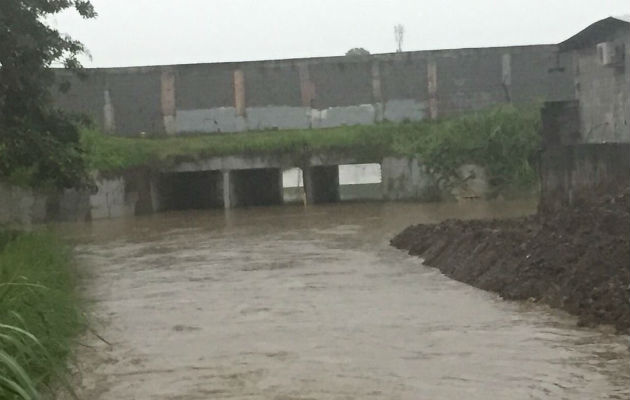 Alerta por crecida de Río Juan Díaz. Foto/SinaprocPanamá