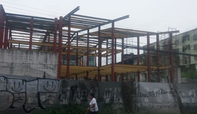 El Mercado Público de La Chorrera se encuentra en un 22.24%. La fianza de cumplimiento de los mercados de abastos y el Mercado Público se cifra en 26.2 millones de dólares. El Mercado Público de La Chorrera se encuentra en un 22.24%. La fianza de cumplimiento de los mercados de abastos y el Mercado Público se cifra en 26.2 millones de dólares. /Foto Miriam Lasso