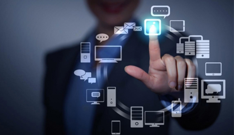Ayuda a ser más eficientes a través de la tecnología. Ayuda a ser más eficientes a través de la tecnología.