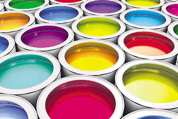 Lo más común es dejarse llevar por las ofertas en pinturas. /Foto: cortesía
