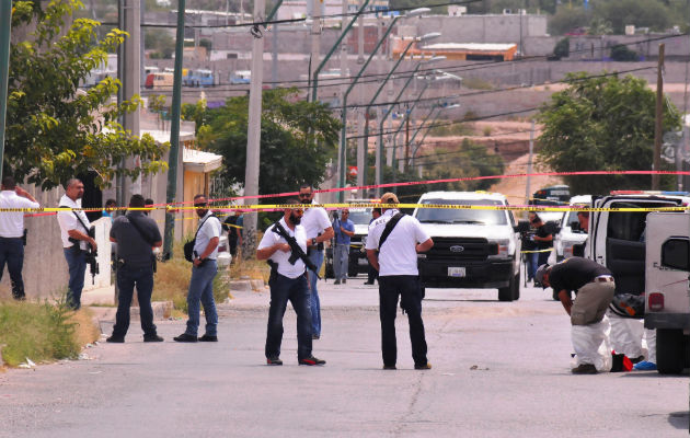 Presunta captura de hijo del Chapo en México desata violencia en Culiacán Los bloqueos de los sicarios, presuntamente gente del cartel de las drogas de Sinaloa, se extendieron a las salidas de la ciudad. Foto: EFE.