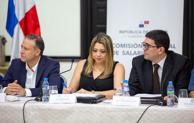 Las ponencias técnicas sobre el salario mínimo durarán un mes. Foto/Mitradel