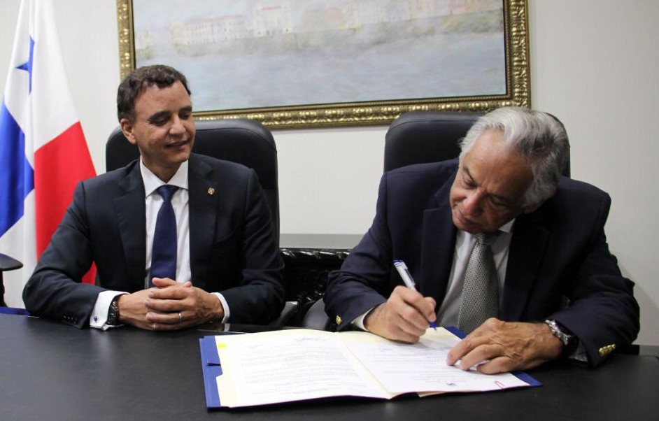 Francisco Rodríguez, de 81 años, fue también contralor general de la República. Francisco Rodríguez, de 81 años, fue también contralor general de la República.