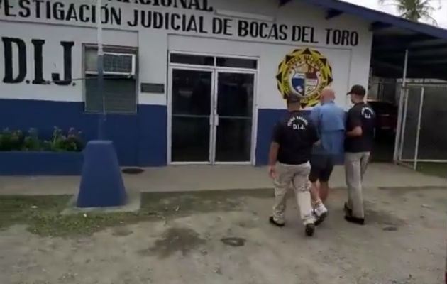 Capturan en Isla Colón, Bocas del Toro, a eslovaco con alerta de Interpol Se le requiere por el delito de Fraude Crediticio en Eslovaquia. Foto: Mayra Madrid.