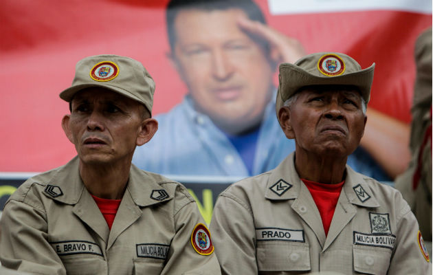 Chavistas tienen 4 millones de milicianos armados con kalashnikov, asegura Cabello Diosdado Cabello, pregona que la Milicia Nacional Bolivariana "es hoy todo el pueblo". Foto: Archivo/Ilustrativa.