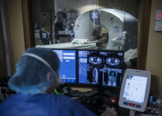 Francia investiga si la nicotina es capaz de frenar el coronavirus La investigación surge tras observaciones en no afectados que eran fumadores. Fotos: EFE.