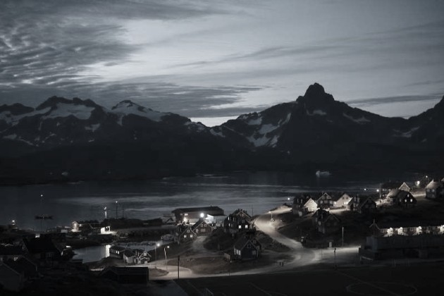 Tasiilaq, pueblo en la zona oriental de Groenlandia, casi rozando con el Círculo Polar Ártico. Tiene 3.000 habitantes, coloridas casas y singulares paisajes. La región posee entre el 25 y el 30% de las reservas mundiales. Foto: AP. Tasiilaq, pueblo en la zona oriental de Groenlandia, casi rozando con el Círculo Polar Ártico. Tiene 3.000 habitantes, coloridas casas y singulares paisajes. La región posee entre el 25 y el 30% de las reservas mundiales. Foto: AP.