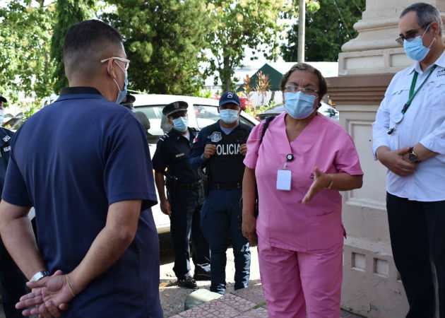 Minsa cierra nueve almacenes en la ciudad de David y evalúa imposición de multas Varios de estos almacenes habían sido advertidos por el Minsa. Fotos: José Vásquez.