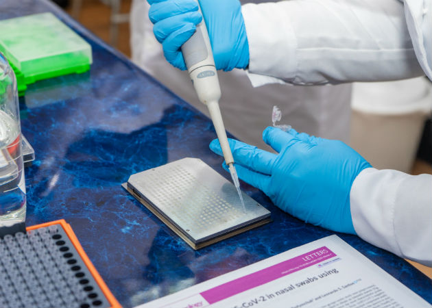 En Brasil buscan tratar la COVID-19 con aplicación rectal de ozono El proyecto de investigación fue presentado a finales de marzo. Fotos EFE.