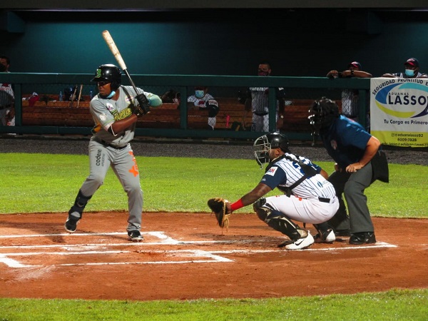 beisbol_bocas_del_toro-metro.jpg Bocas del Toro cin ventaja ante Metro. Foto:Fedebeis