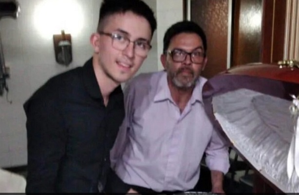 ataud_diego.jpg ataud_diego.jpg