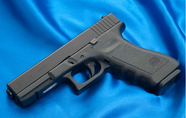 Los agentes del Senan habían ocultado las armas en los asientos traseros del auto. Foto: Diómedes Sánchez S.. Los agentes del Senan habían ocultado las armas en los asientos traseros del auto. Foto: Diómedes Sánchez S..