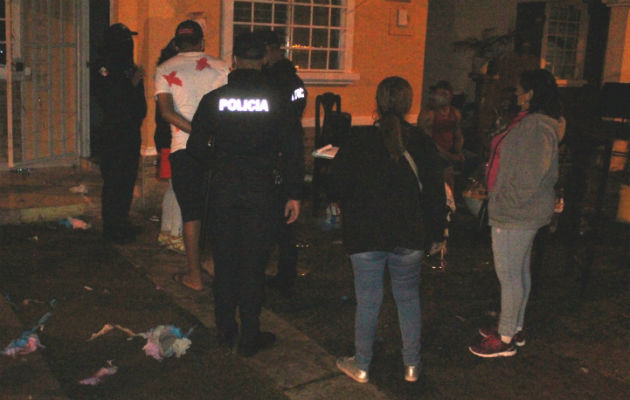 La Policía ha intervenido en los "parking" en zonas residenciales. Eric A. Montenegro. La Policía ha intervenido en los "parking" en zonas residenciales. Eric A. Montenegro.