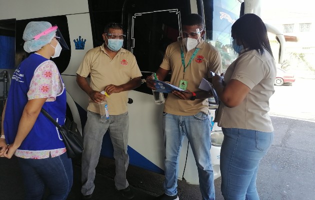 Los operativos de vigilancia se mantendrán en Colón durante los días de Carnaval. Los operativos de vigilancia se mantendrán en Colón durante los días de Carnaval.