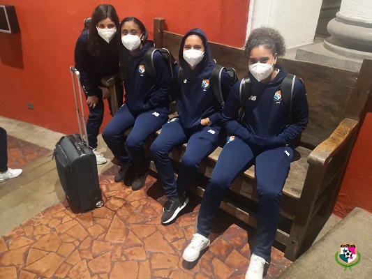 Jugadoras de la selección ya se encuentran en el hotel de concentración en Guatemala. Foto: @fepafut Jugadoras de la selección ya se encuentran en el hotel de concentración en Guatemala. Foto: @fepafut
