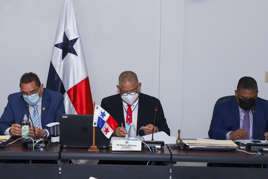 Diputado Benicio Robínson. Diputado Benicio Robínson.