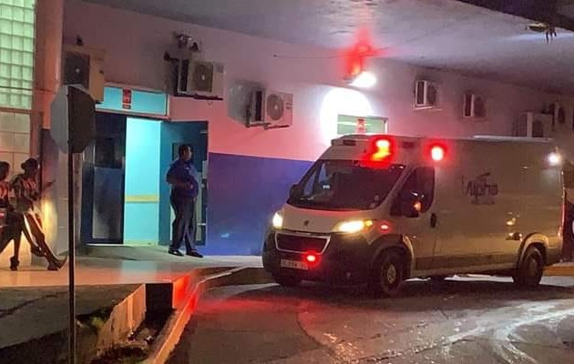 La menor, que fue herida en el estómago, fue llevada al complejo hospitalario Dr. Manuel Amador Guerrero. Foto Diomedes Sánchez La menor, que fue herida en el estómago, fue llevada al complejo hospitalario Dr. Manuel Amador Guerrero. Foto Diomedes Sánchez