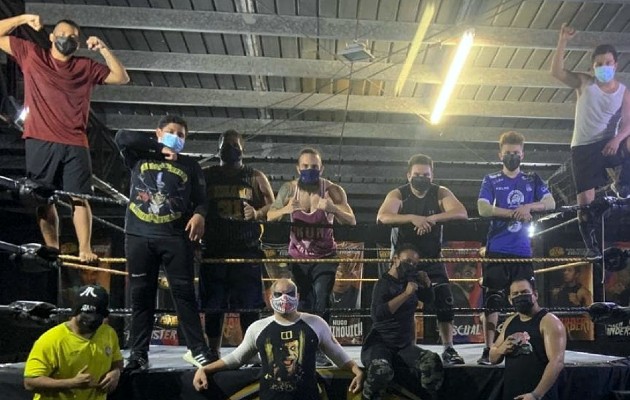 luchadores_gwepa.jpg
