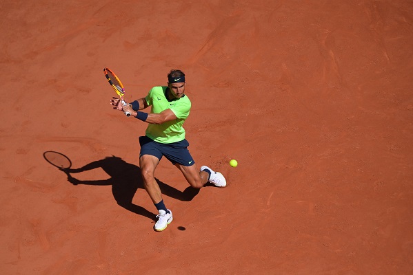 Nadal cumplió para derrotar a un explosivo australiano Alexei Popyrin. Foto: Cortesía @rolandgarros Nadal cumplió para derrotar a un explosivo australiano Alexei Popyrin. Foto: Cortesía @rolandgarros