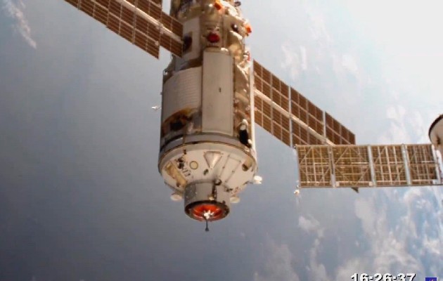 El módulo científico multiuso de Rusia Naúka se acopló hoy a la Estación Espacial Internacional (EEI). Foto: EFE