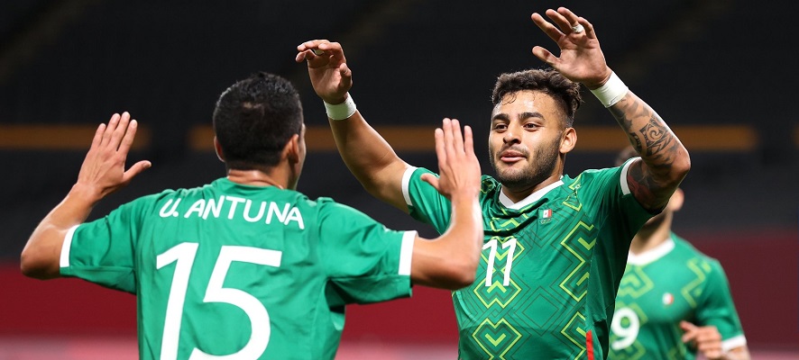 México se clasifica por detrás de Japón en el grupo A tras vencer a Sudáfrica 3-0. Foto Cortesía: @FIFAcom México se clasifica por detrás de Japón en el grupo A tras vencer a Sudáfrica 3-0. Foto Cortesía: @FIFAcom