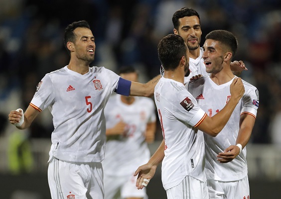 España ganó 2-0 ante Kosovo. Foto: EFE