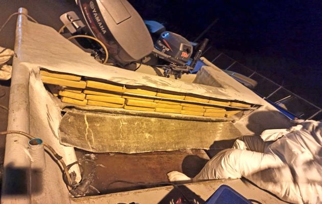 Las autoridades decomisaron 269 paquetes de presunta droga, al Este de Guararé. Foto: Ministerio Público Las autoridades decomisaron 269 paquetes de presunta droga, al Este de Guararé. Foto: Ministerio Público
