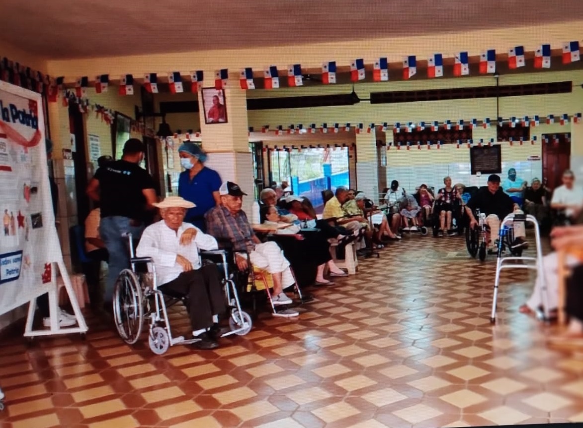 El protocolo de bioseguridad por la pandemia, no permite el ingreso de personas. Foto:Thays Domínguez. El protocolo de bioseguridad por la pandemia, no permite el ingreso de personas. Foto:Thays Domínguez.