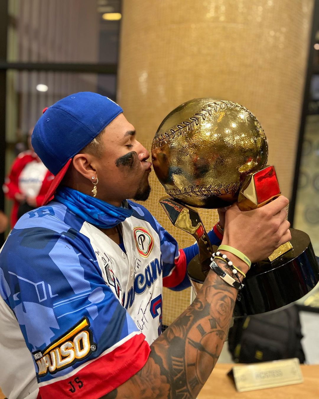 Johan Camargo ganó la Serie del Caribe. Foto:Instagram Johan Camargo ganó la Serie del Caribe. Foto:Instagram