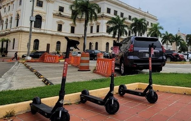 scooter_parq_pa_0.jpg scooter_parq_pa_0.jpg