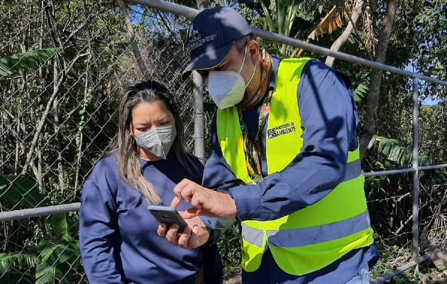 Se levantan los datos técnicos para posteriormente remitirlos al Ministerio Público. Foto. Mayra Madrid Se levantan los datos técnicos para posteriormente remitirlos al Ministerio Público. Foto. Mayra Madrid