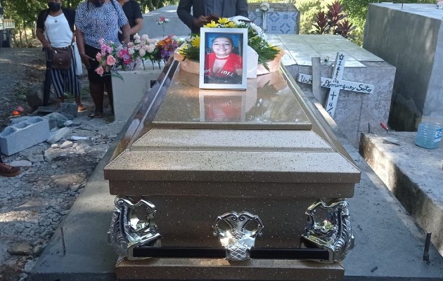 Yasmín Delgado había desaparecido desde el 11 de febrero, lo que propició que sus familiares y amigos, iniciaran una búsqueda por todos lados. Foto. DIomedes Sánchez Yasmín Delgado había desaparecido desde el 11 de febrero, lo que propició que sus familiares y amigos, iniciaran una búsqueda por todos lados. Foto. DIomedes Sánchez