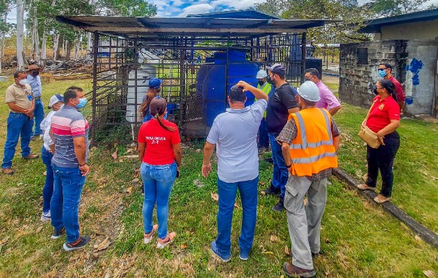 Los padres de familia de ambos colegios precisan que seguirán luchando para que en el distrito de Natá tenga escuelas dignas, ya que este año cumplen 500 años de fundación. Foto. Cortesía Los padres de familia de ambos colegios precisan que seguirán luchando para que en el distrito de Natá tenga escuelas dignas, ya que este año cumplen 500 años de fundación. Foto. Cortesía