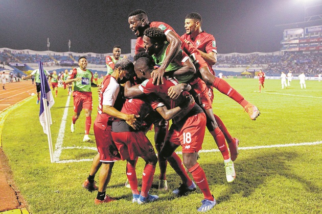 Panamá está en zona de repechaje a tres fechas de que baje el telón del octagonal final. Foto: EFE Panamá está en zona de repechaje a tres fechas de que baje el telón del octagonal final. Foto: EFE