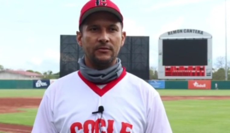 Davis Romero, lanzador de Coclé. Davis Romero, lanzador de Coclé.