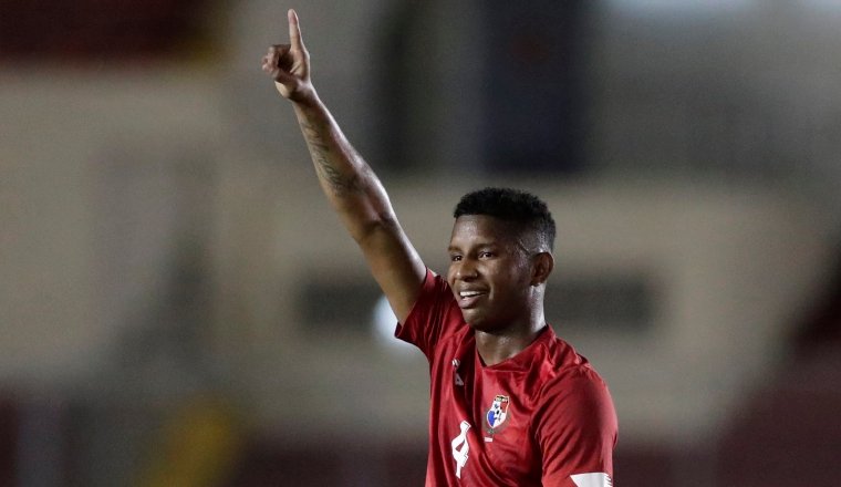 Fidel Escobar festeja su gol contra Martinica. Fidel Escobar festeja su gol contra Martinica.