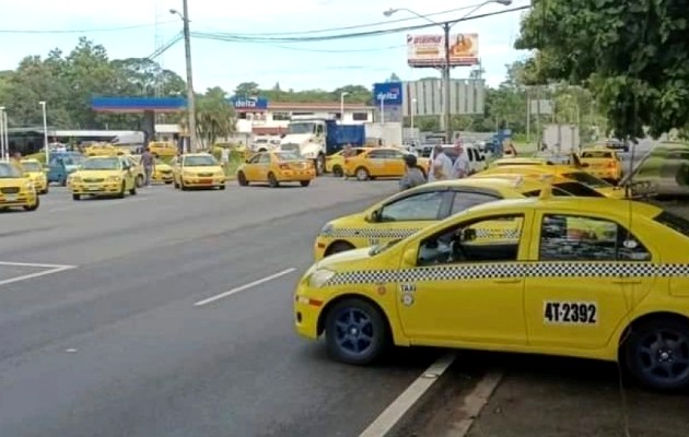 taxi_chiriqui_pa.jpg taxi_chiriqui_pa.jpg