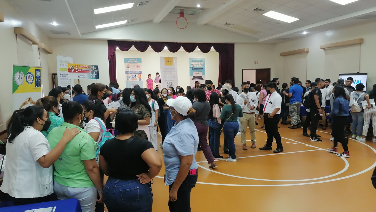 feria-educacion-iglesia_6_easy-resize.com_.jpg