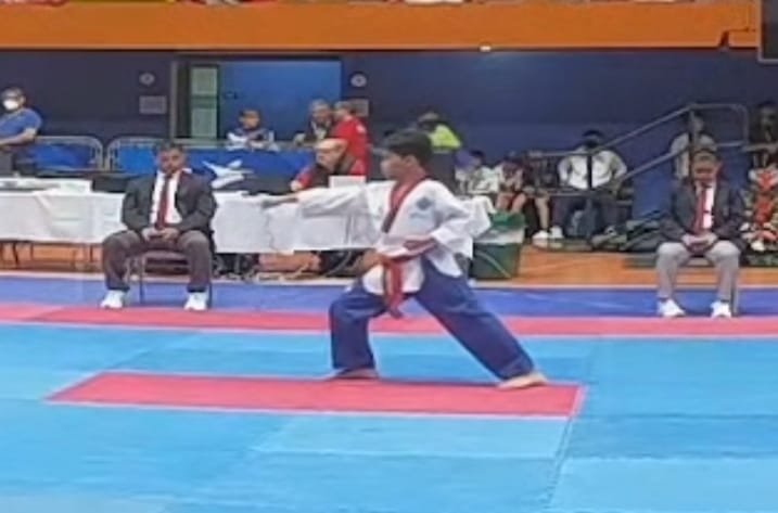 ponsae-acion.jpg Poll con la medalla de bronce. Foto:Cortesía