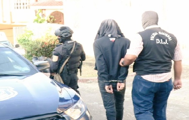Todos los detenidos serán presentados ante un Juez de Garantías, con el fin de legalizar la aprehensión, se le imputarán los cargos y se solicitarán las medidas cautelares correspondientes. FOTO. PGN Todos los detenidos serán presentados ante un Juez de Garantías, con el fin de legalizar la aprehensión, se le imputarán los cargos y se solicitarán las medidas cautelares correspondientes. FOTO. PGN