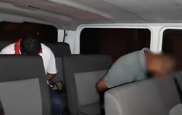 Los dos implicados serán puestos a órdenes de las autoridades competentes. Foto. Proteger y Servir Los dos implicados serán puestos a órdenes de las autoridades competentes. Foto. Proteger y Servir