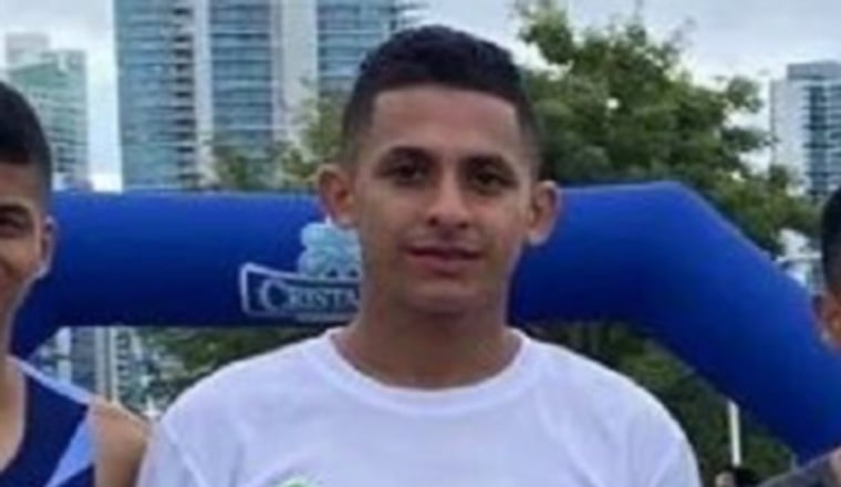 Javier Cortés. Javier Cortés.