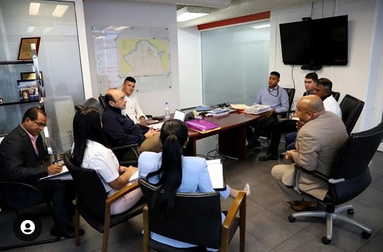 Vista de la reuniónm con el defensor del Pueblo. Archivo. Vista de la reuniónm con el defensor del Pueblo. Archivo.