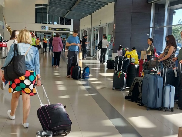 La estabilidad económica es una de las razones por la que los panameños no piensen en salir del país. Foto: Cortesía Aeropuerto de Tocumen La estabilidad económica es una de las razones por la que los panameños no piensen en salir del país. Foto: Cortesía Aeropuerto de Tocumen