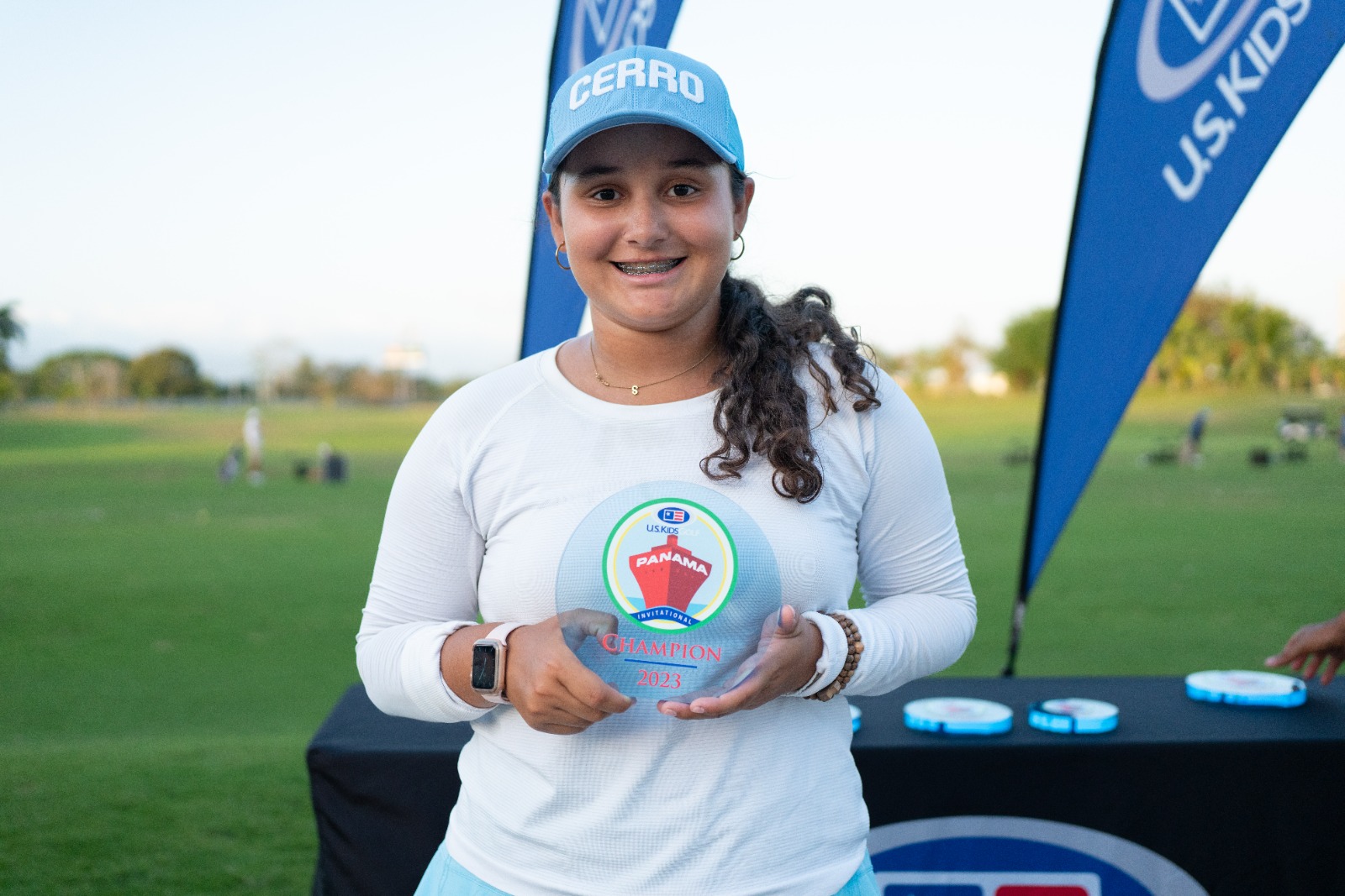 sara-golf-panama.jpg
