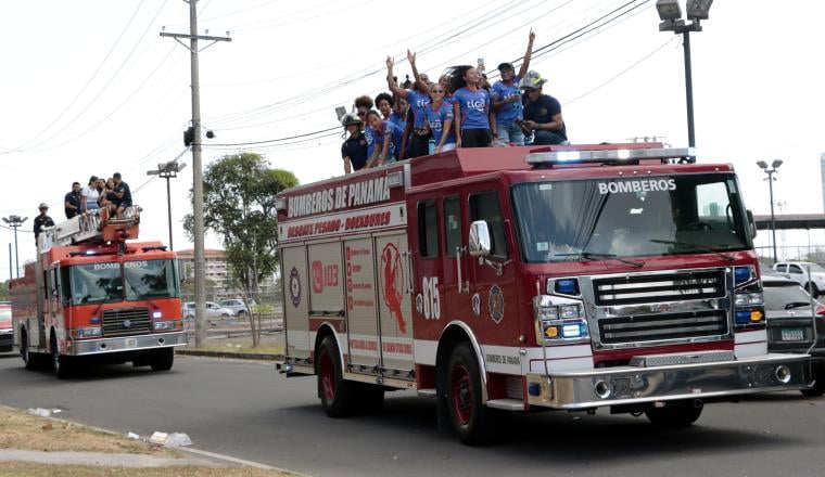 Paseo por las calles de Panamá. Víctor Arosemena Paseo por las calles de Panamá. Víctor Arosemena