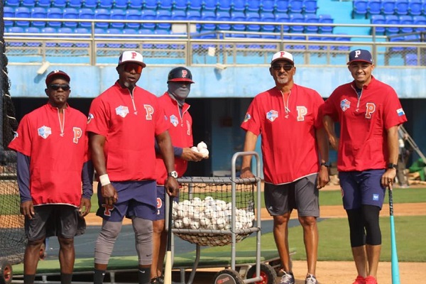 Jugadores de Panamá en los entrenamientos con miras al Mundial de Béisbol. Foto: Fedebeis Jugadores de Panamá en los entrenamientos con miras al Mundial de Béisbol. Foto: Fedebeis
