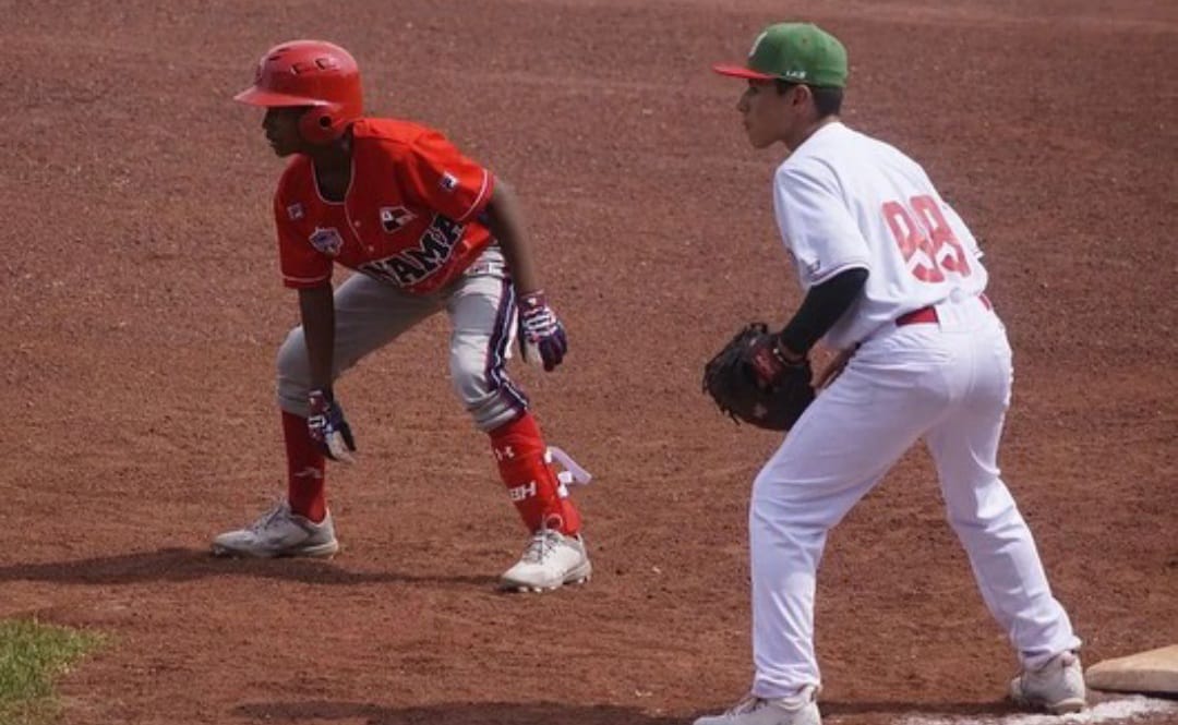 Panamá batalló ante México. Panamá batalló ante México.